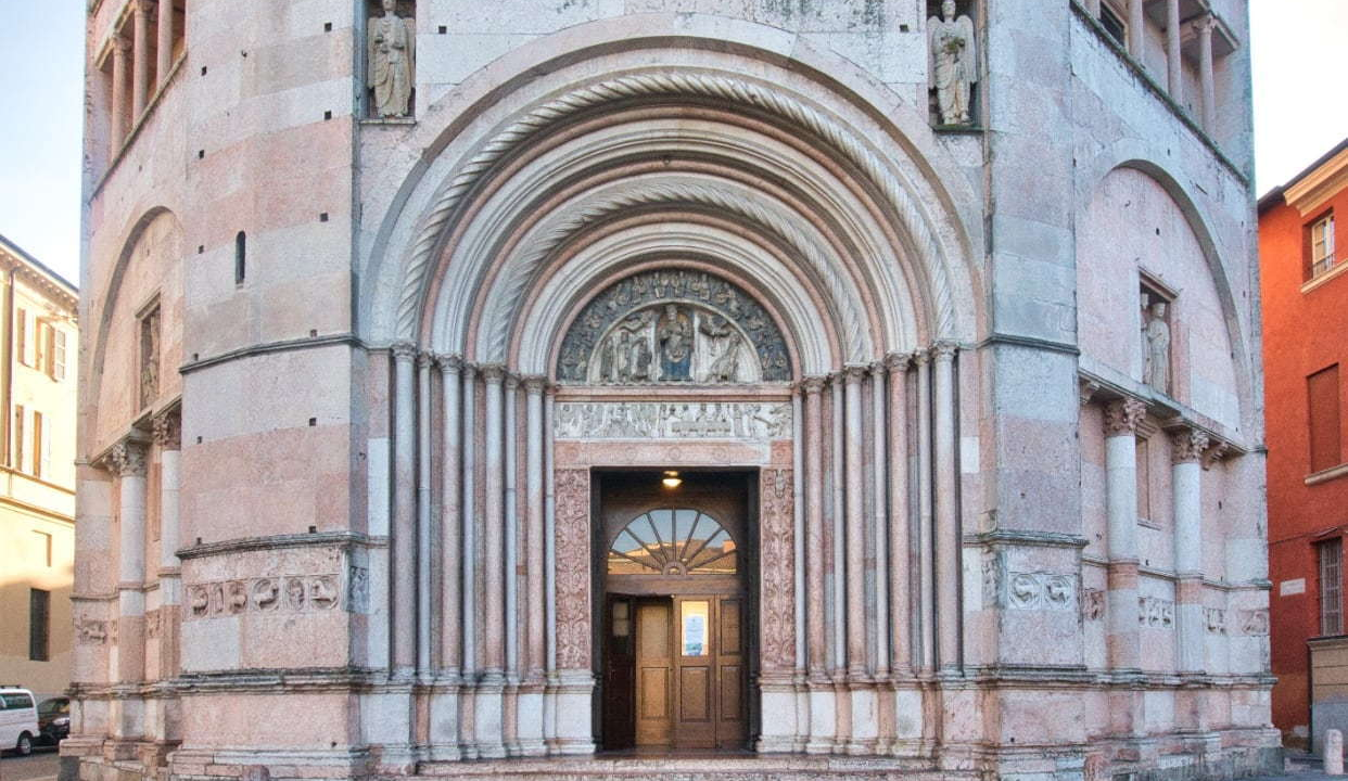 The north portal, or “the portal of the Virgin”