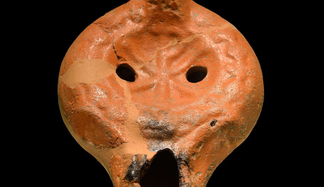 The Christian oil lamp