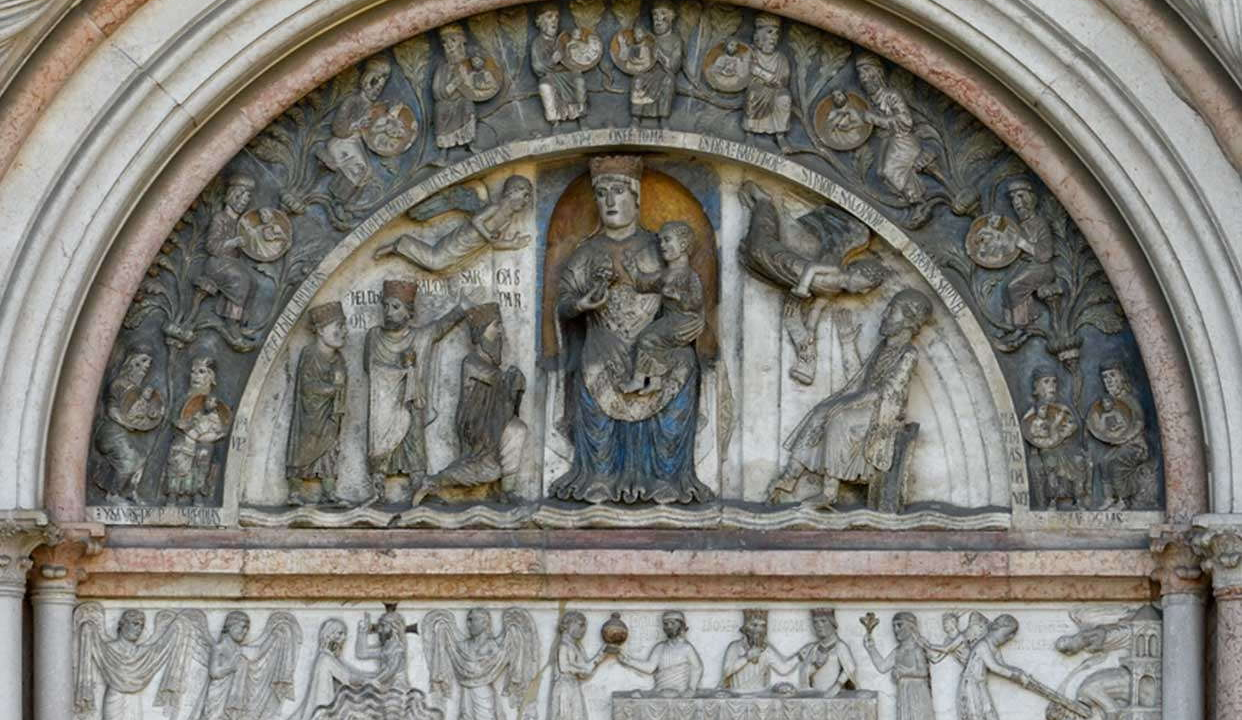 La lunetta e l'architrave