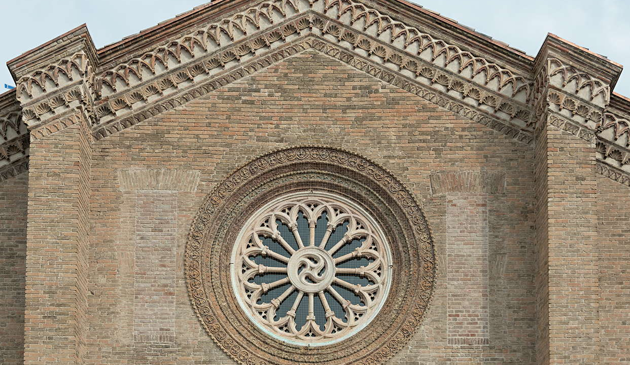 Around Piazza Duomo
